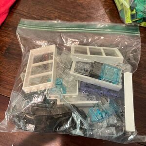 Lego Almost 2.50 lbs Bricks Blue Orange Brown Yellow Taupe Creme Colors Sorted